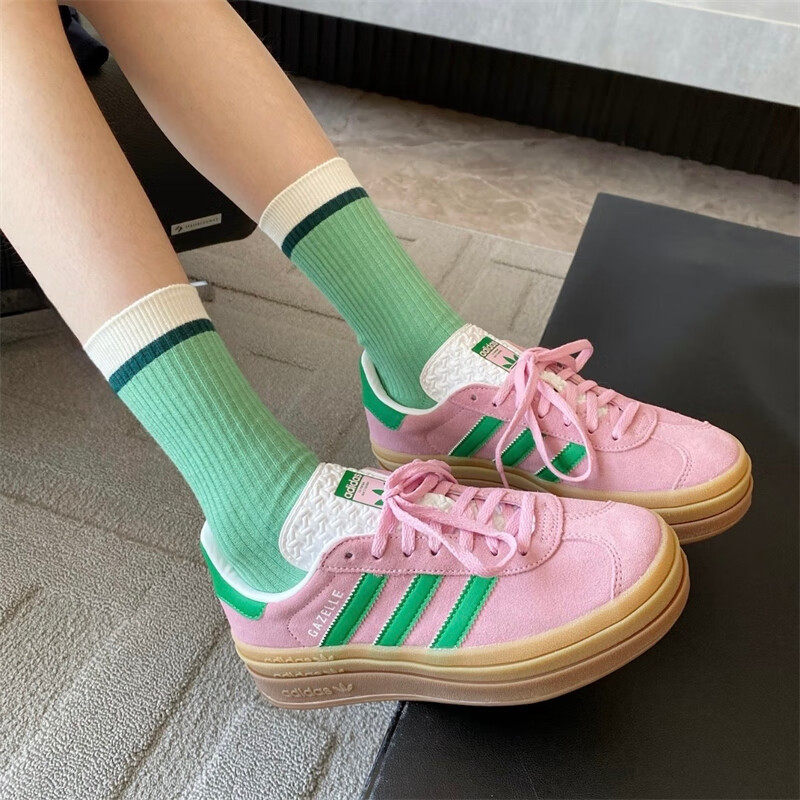 Adidas Shoes Gazelle - أحذية رياضية نسائية من أديداس IE0420