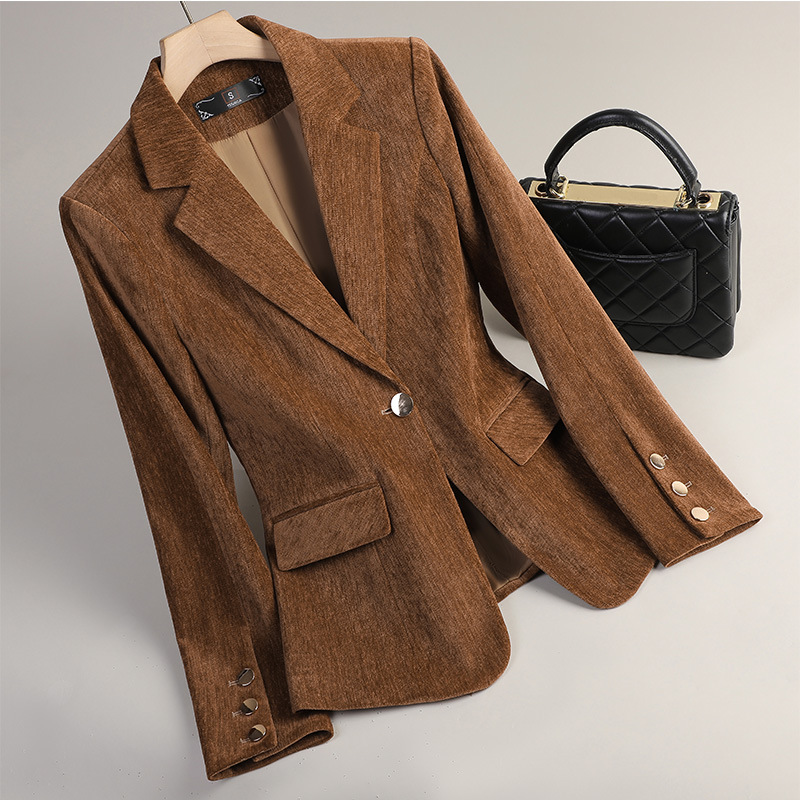 سترة نسائية مخملية باللون الذه - مراجعة Women Formal Wear Winter وسعره